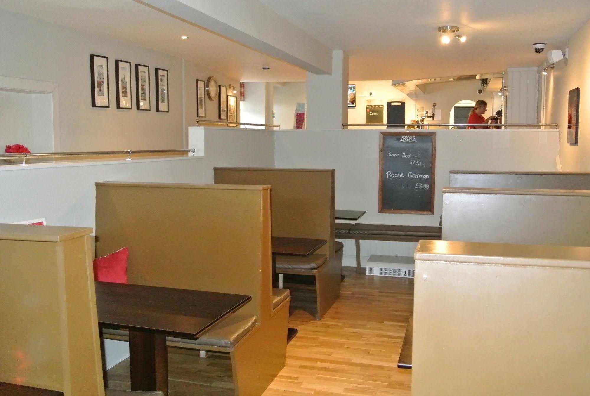 The Ballinluig Inn Pitlochry Ngoại thất bức ảnh